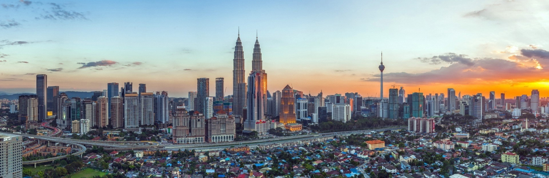 Get the comprehensive thesis writing service